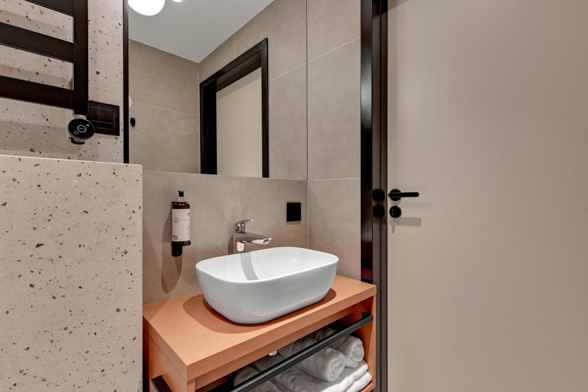 Hotel Milo Gdansk Airport Екстер'єр фото