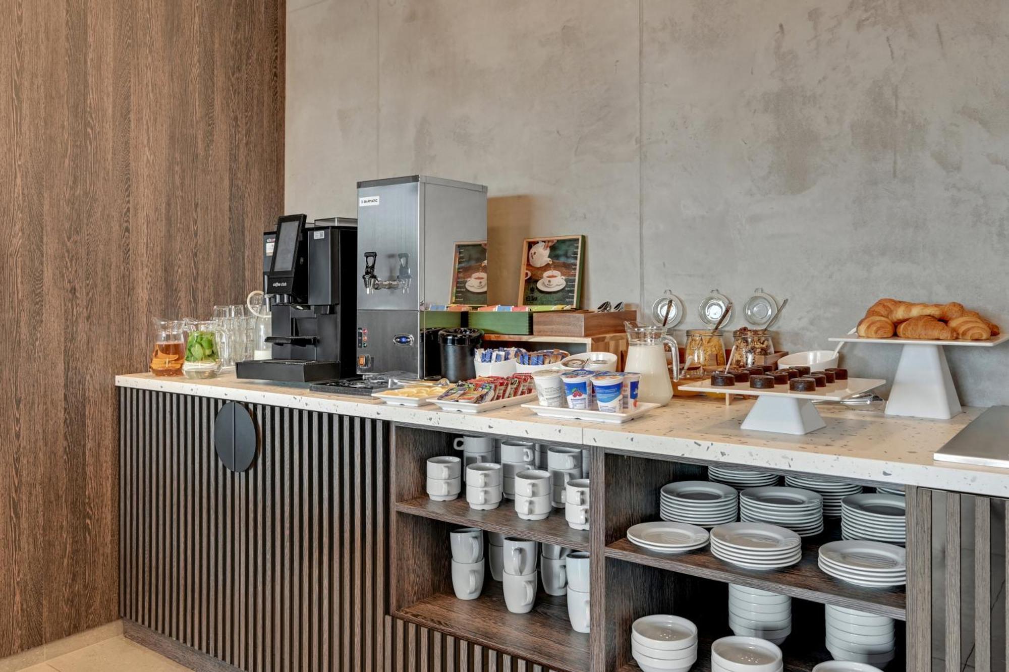 Hotel Milo Gdansk Airport Екстер'єр фото