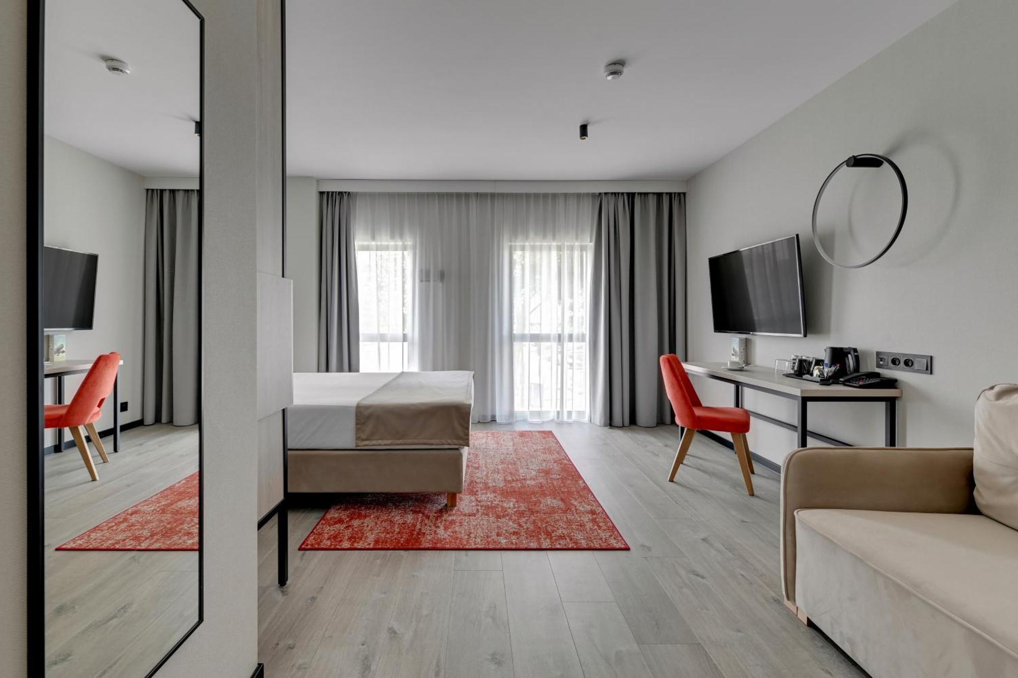 Hotel Milo Gdansk Airport Екстер'єр фото