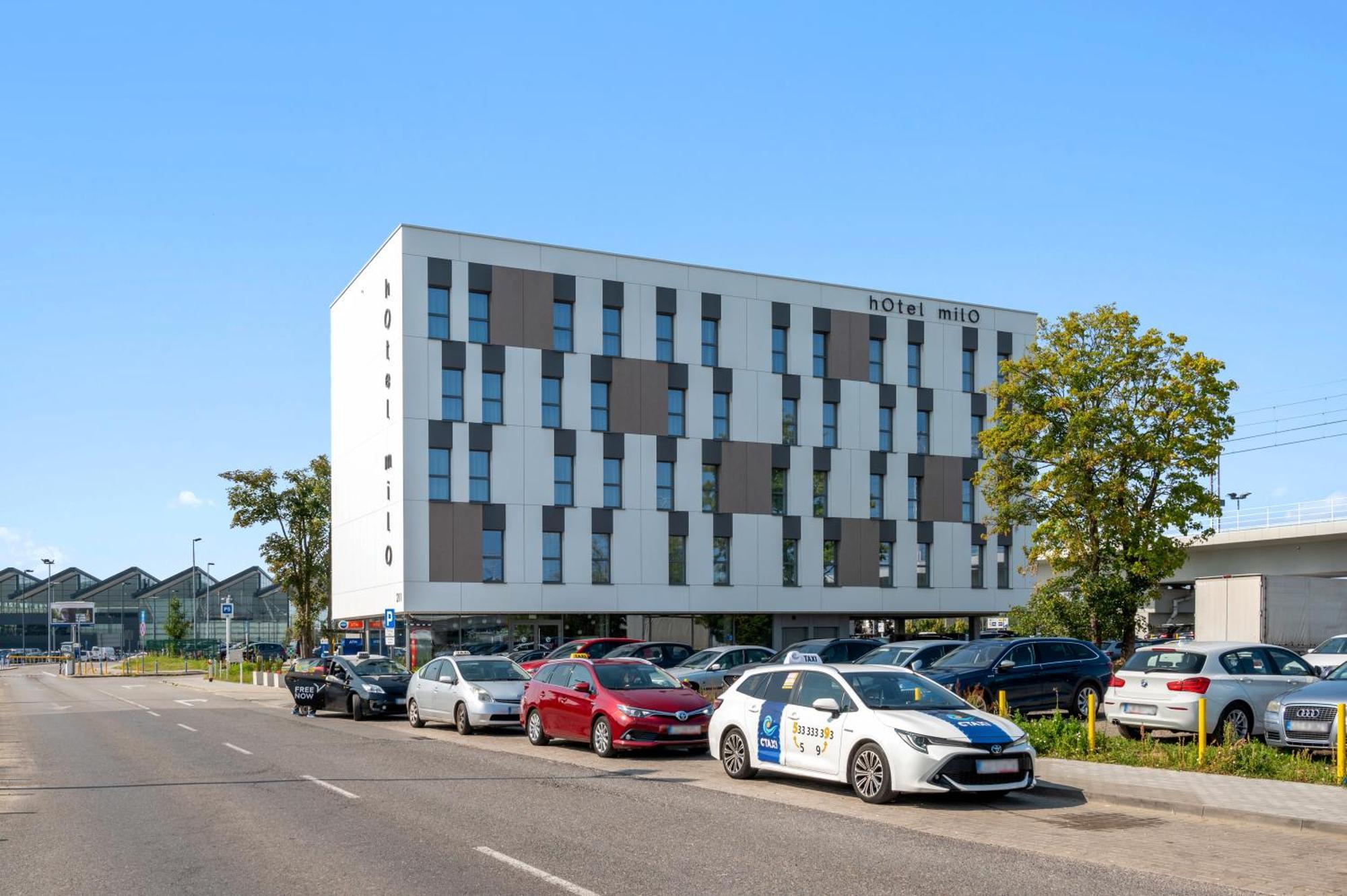 Hotel Milo Gdansk Airport Екстер'єр фото